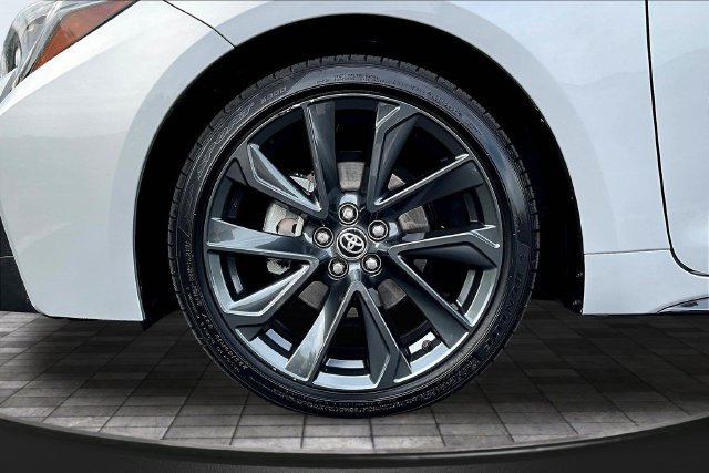 Used 2026 Toyota Corolla SE w/ SE Package FWD image 30