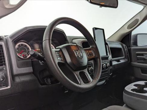 Used 2014 RAM 1500 Express image 18