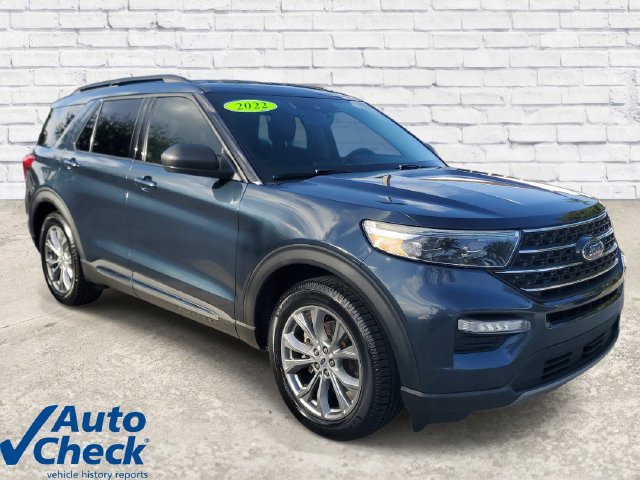 Used 2022 Ford Explorer XLT w/ Equipment Group 202A RWD image 5