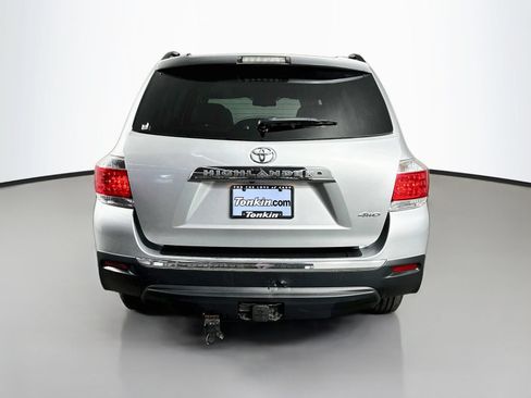 Used 2013 Toyota Highlander Limited AWD/4WD image 6