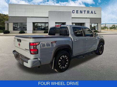 Used 2023 Nissan Frontier PRO-4X w/ Pro Convenience Package image 5