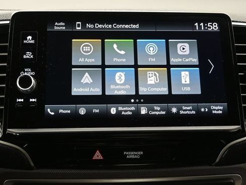 Used 2025 Honda Ridgeline Sport image 11