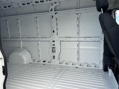 Used 2025 RAM ProMaster 3500 w/ Quick Order Package 22G SLT image 17