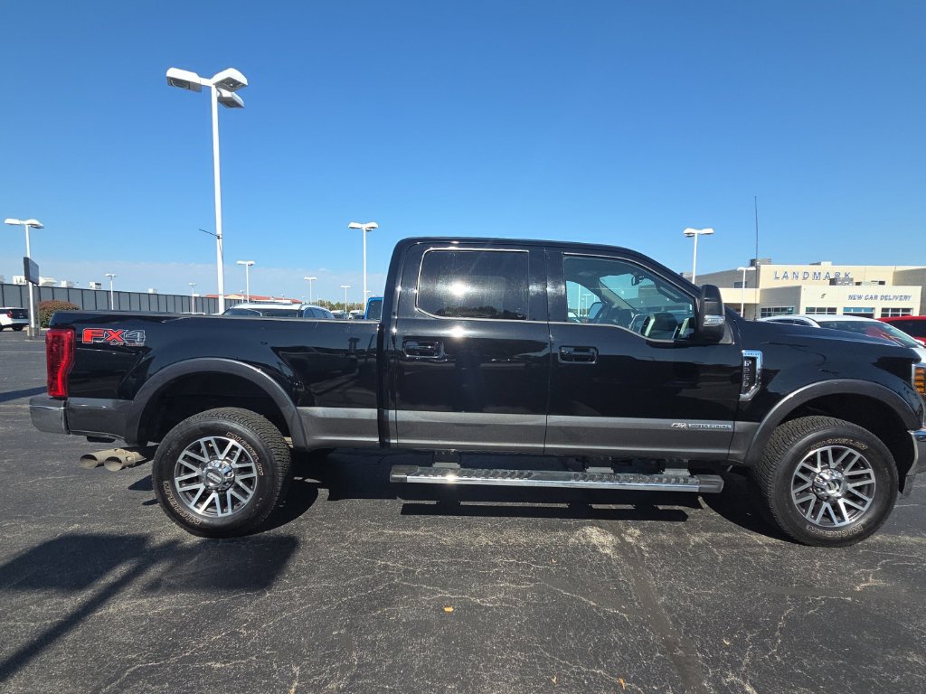 Used 2018 Ford F250 Lariat w/ Lariat Value Package AWD/4WD image 8
