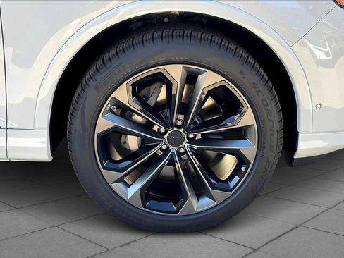 New 2026 Audi Q7 3.0T Premium Plus image 11