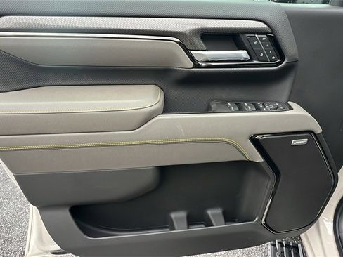 New 2026 Chevrolet Silverado 2500 ZR2 image 11