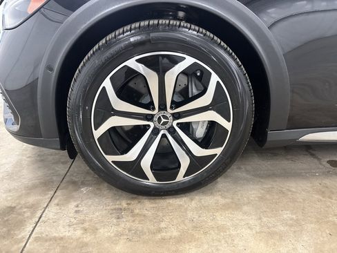 Certified 2025 Mercedes-Benz E 450 4MATIC All-Terrain Wagon image 32