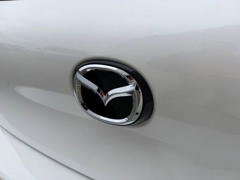 New 2026 MAZDA MAZDA3 2.5 S Hatchback w/ Premium Pkg FWD image 10