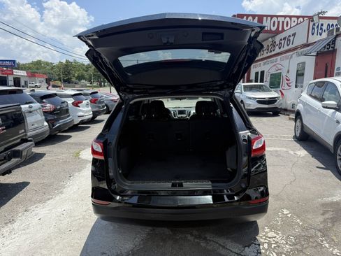 Used 2020 Chevrolet Equinox LS w/ LS Convenience Package FWD image 8