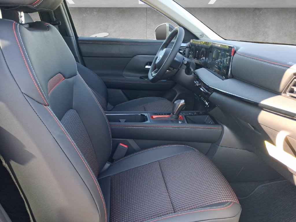 New 2027 Nissan Kicks SR AWD/4WD image 25
