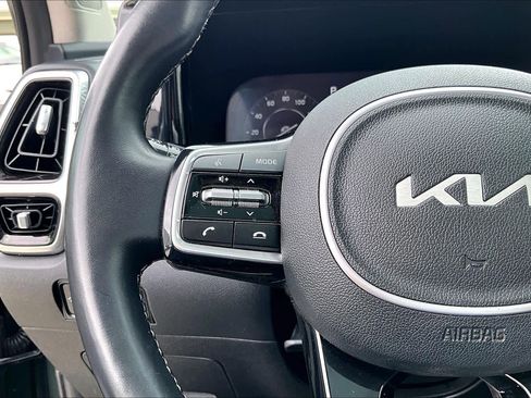 Used 2022 Kia Sorento SX Prestige AWD/4WD image 21