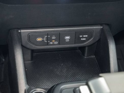 Used 2025 Kia K4 FWD image 19