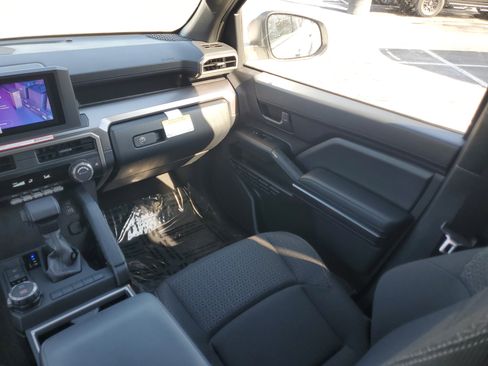 New 2026 Toyota 4Runner SR5 image 27