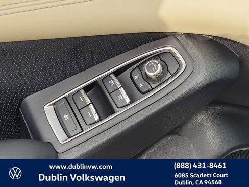 Used 2021 Subaru Ascent Limited w/ Technology Package image 18