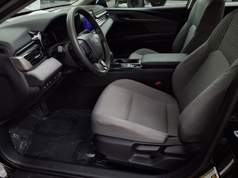 Certified 2025 Toyota Camry LE image 16