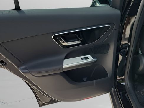 Certified 2026 Mercedes-Benz GLC 300 image 6