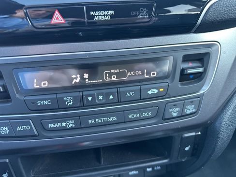 Used 2021 Honda Pilot Special Edition image 17