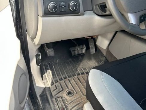 Used 2012 Chevrolet Avalanche LTZ AWD/4WD image 13