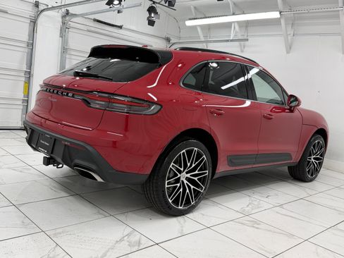 New 2026 Porsche Macan image 11