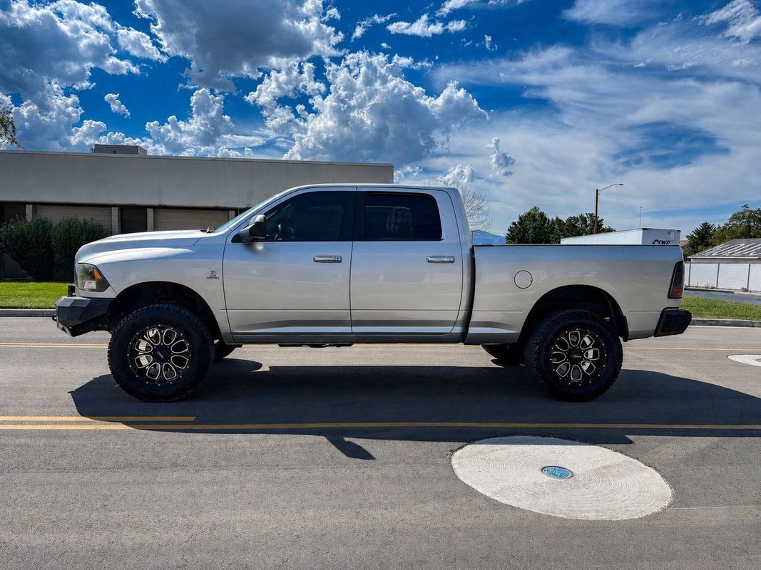 Used 2012 RAM 2500 SLT w/ Protection Group AWD/4WD image 2