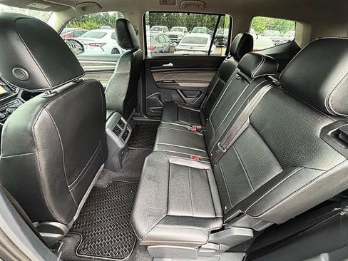 Used 2023 Volkswagen Atlas SEL AWD/4WD image 37