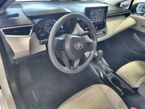 Used 2022 Toyota Corolla LE FWD image 14