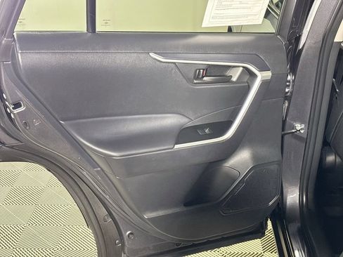 Used 2024 Toyota RAV4 LE AWD/4WD image 18
