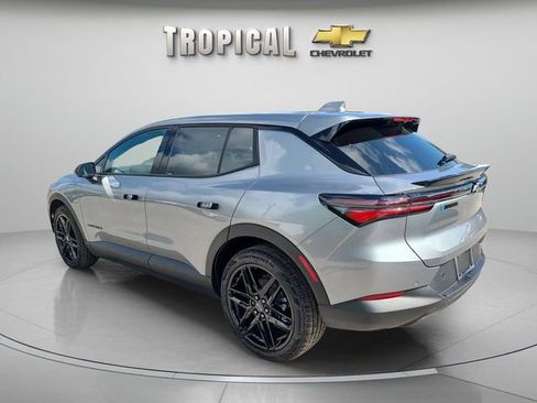 New 2026 Chevrolet Equinox EV LT image 3