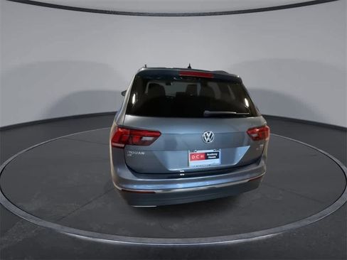 Used 2018 Volkswagen Tiguan SEL image 7