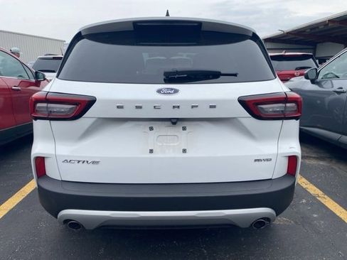 Used 2025 Ford Escape Active image 10