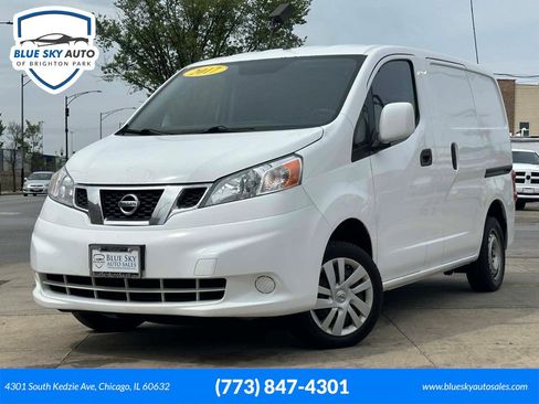 Used 2017 Nissan NV200 SV w/ Back Door Glass Package image 1