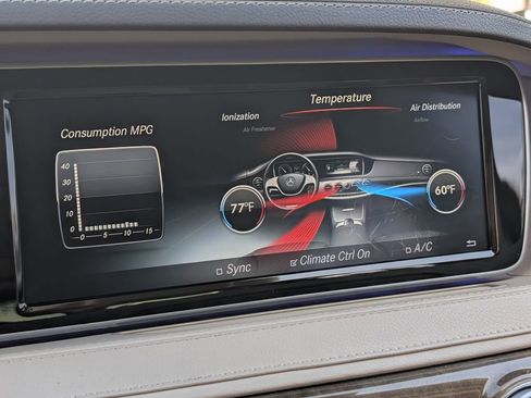 Used 2017 Mercedes-Benz S 550 Sedan image 14