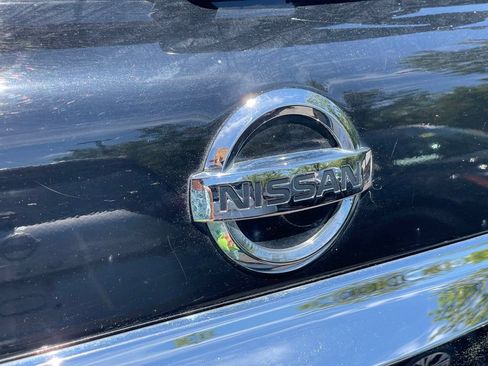 Used 2017 Nissan Armada Platinum w/ Interior Lighting Package AWD/4WD image 31
