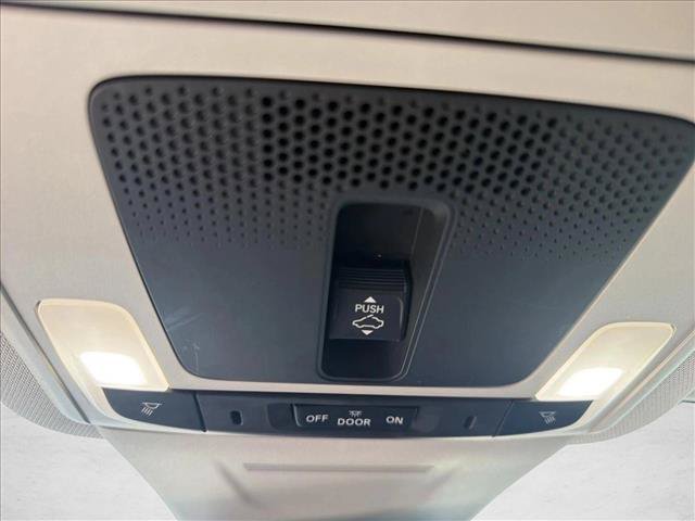 Used 2023 Honda CR-V EX-L image 18