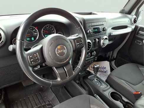 Used 2013 Jeep Wrangler Sahara w/ Connectivity Group AWD/4WD image 11