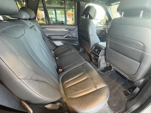 Used 2016 BMW X5 xDrive50i AWD/4WD image 30