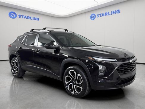 Used 2024 Chevrolet Trax RS w/ Driver Confidence Package image 13