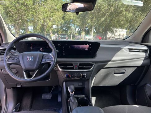 Used 2025 Buick Encore GX Preferred image 27