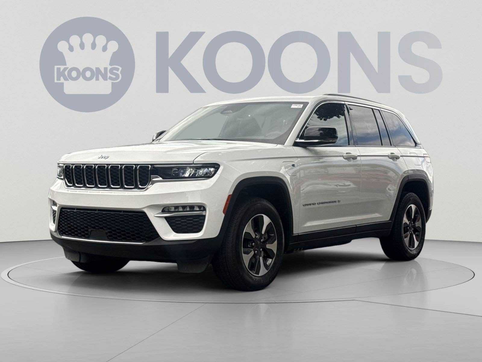 Used 2024 Jeep Grand Cherokee Limited 4xe AWD/4WD image 1