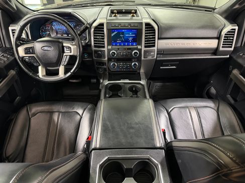 Used 2020 Ford F350 Platinum AWD/4WD image 24
