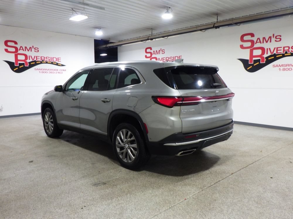 Used 2026 Buick Enclave Preferred w/ Super Cruise Package AWD/4WD image 2