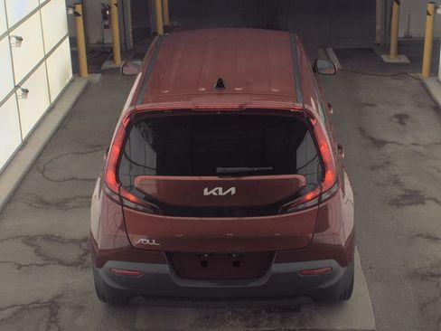 Used 2022 Kia Soul LX FWD image 7