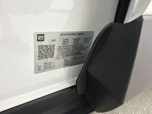 Used 2026 Chevrolet Trax LT w/ Driver Confidence Package FWD image 27