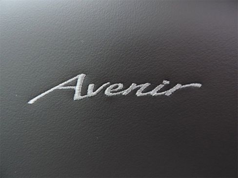 New 2026 Buick Envision Avenir image 13