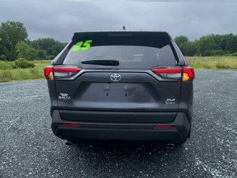 Certified 2025 Toyota RAV4 XLE AWD/4WD image 7