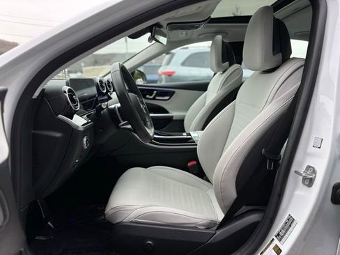 Used 2025 Mercedes-Benz C 300 Sedan image 15