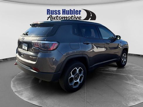 Used 2022 Jeep Compass Trailhawk w/ Trailhawk Convenience Group AWD/4WD image 7
