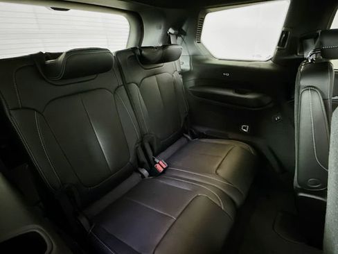 New 2025 Jeep Grand Cherokee L Overland image 28