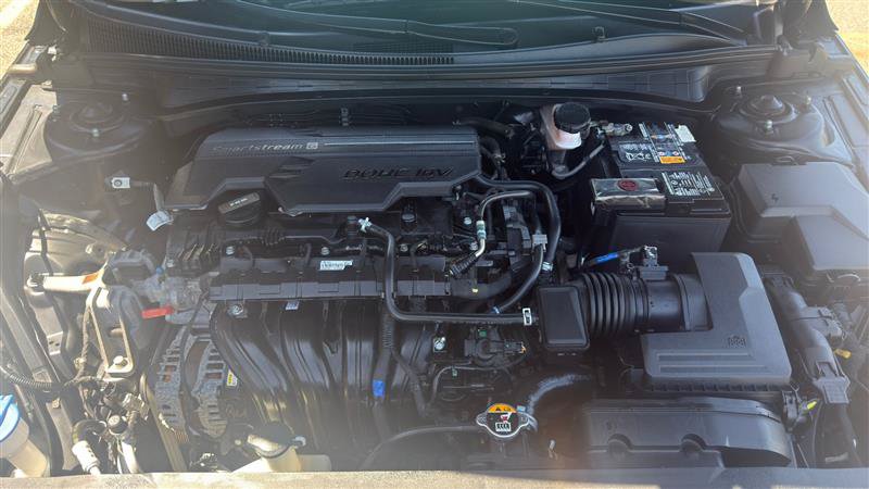 Used 2021 Hyundai Elantra SEL w/ Convenience Package FWD image 10