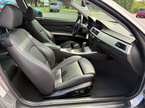 Used 2008 BMW 335i Coupe w/ Premium Pkg RWD image 24